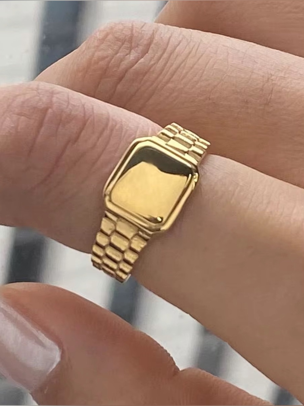SIZE 7 | 18K Gold Plated Vintage Inspired Square Ring - Picture 3 of 6